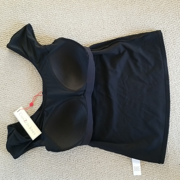 Casa Zeta-Jones scoop neck top - Picture 8 of 14